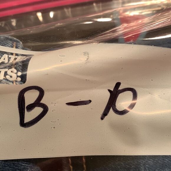 XEIST, shorts w/draw string, w/out liner, SMALL 18 inches in length - Picture 9 of 9